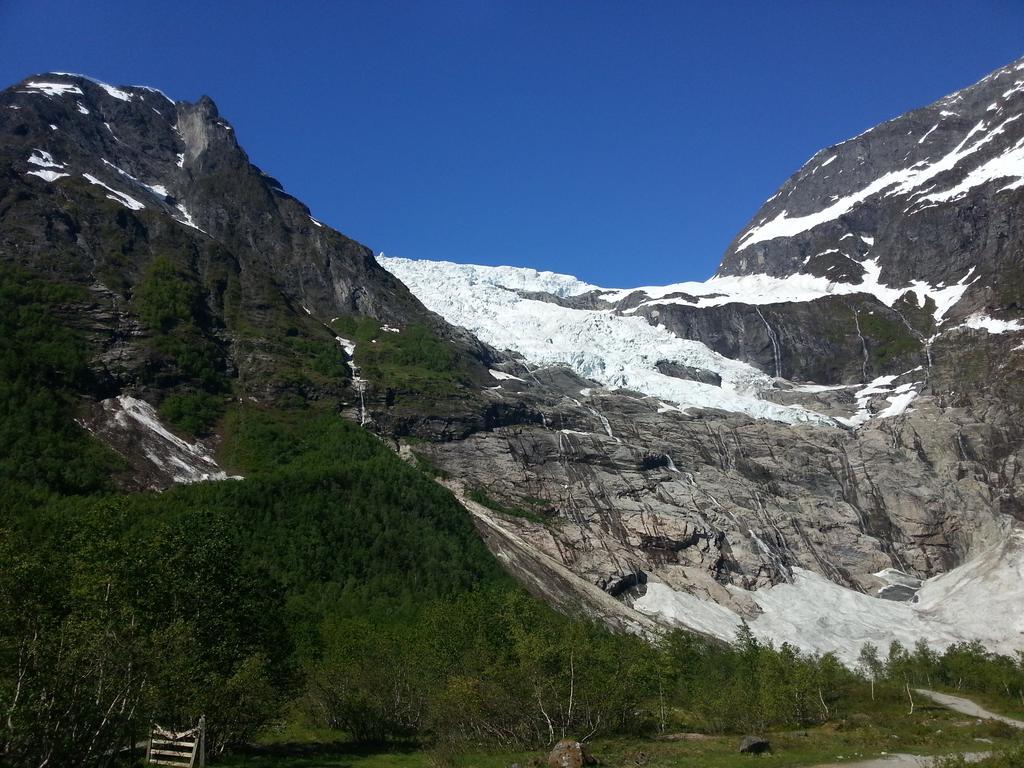 Boyum Camping Fjaerland Exteriér fotografie