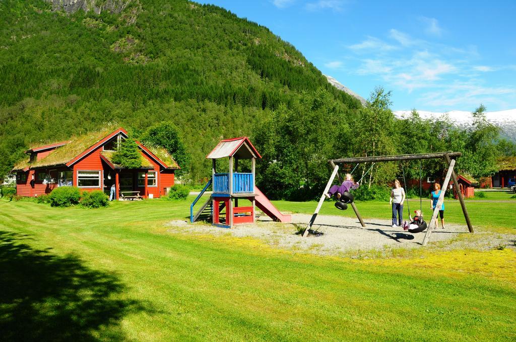 Boyum Camping Fjaerland Exteriér fotografie